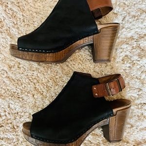 Dansko Reggie Peep Toe Block Heels Size 39